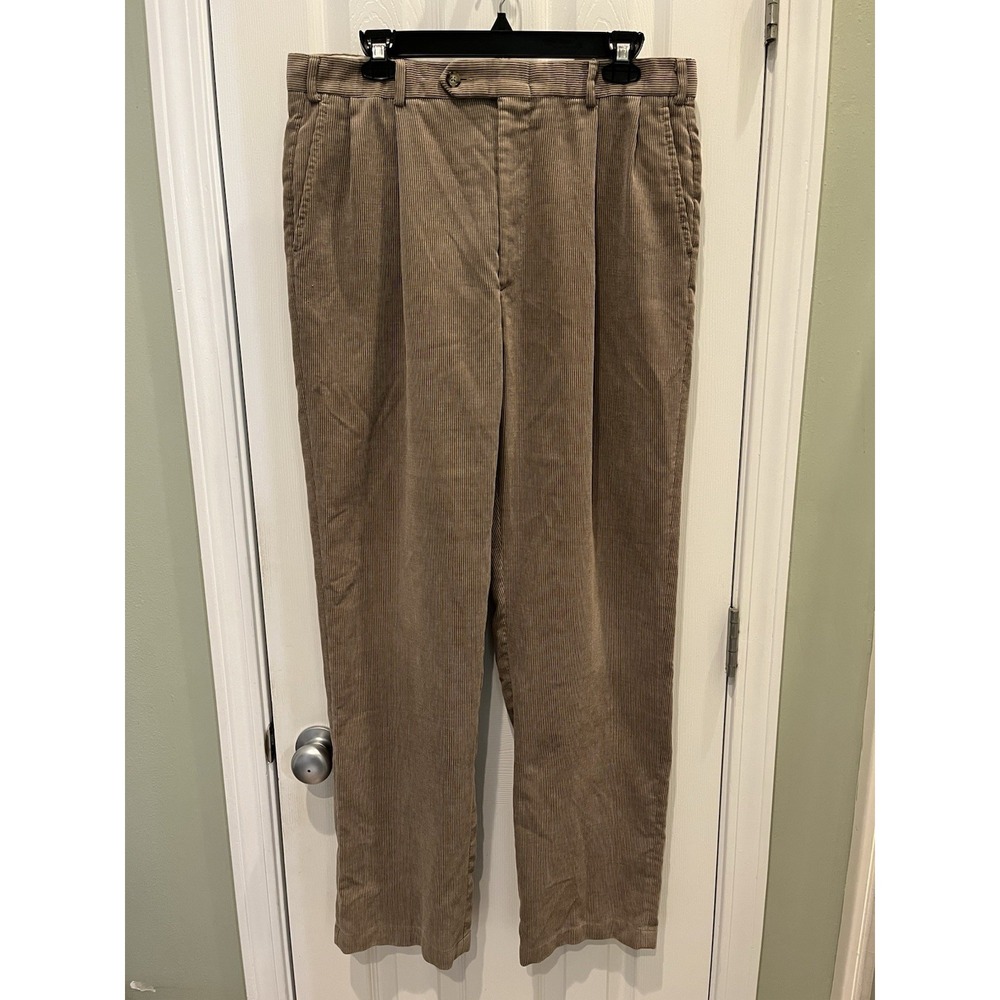 Berle Chunky Corduroy Pants Mens Size 34x33 Khaki Pleated‎ Straight Leg Vintage